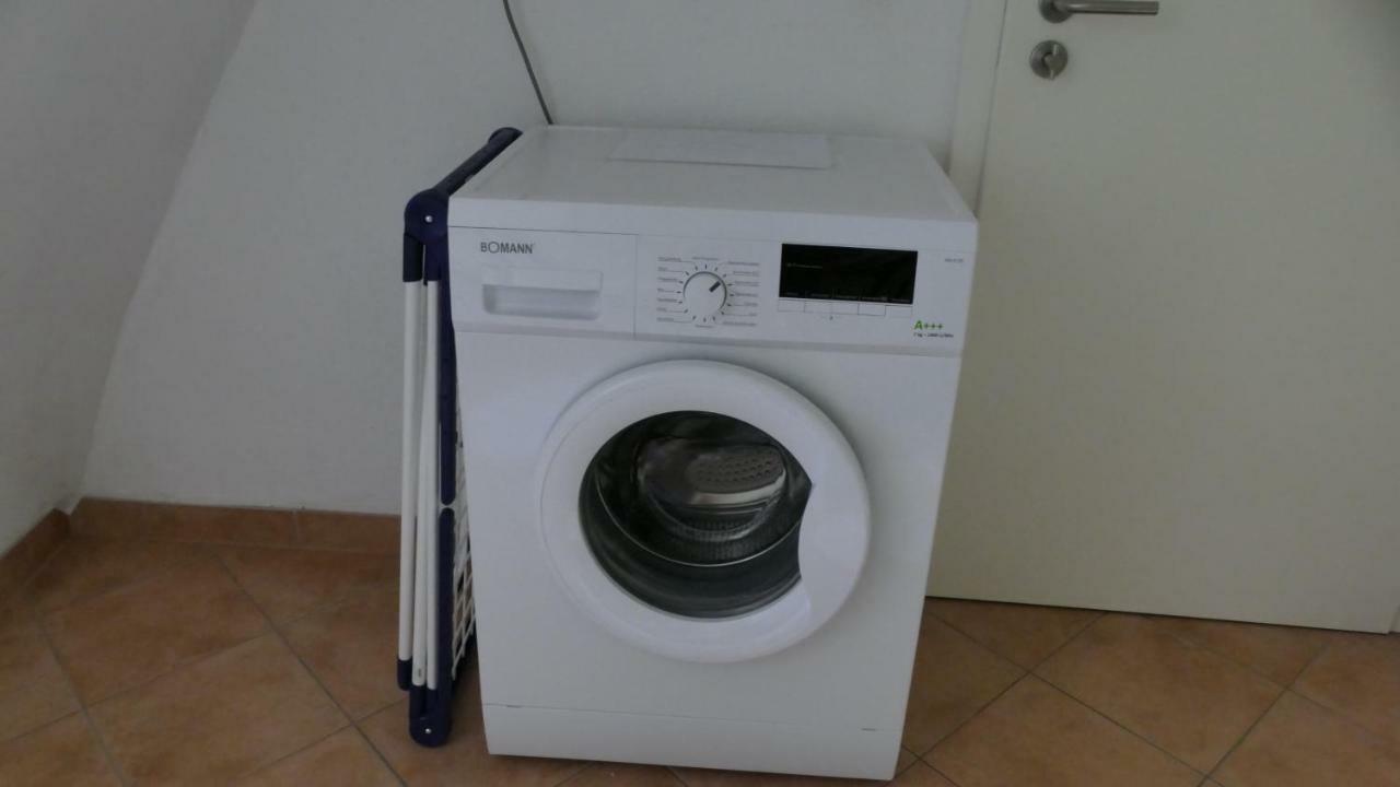 Ferienwohnung Maeder Schaafheim Buitenkant foto